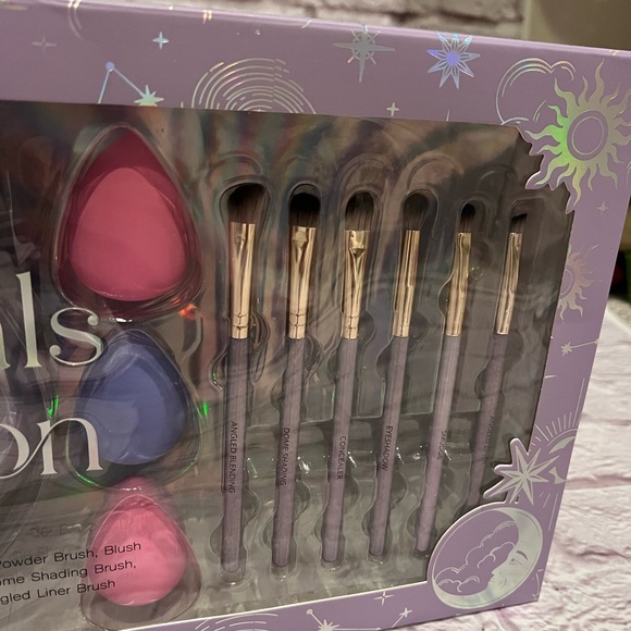 Makeup brushes blenders and ceramic moon brush holder set 13 pieces - Picture 2 of 6